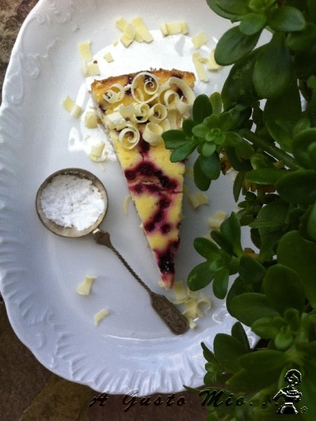 Cheesecake con frutti di bosco, limone e cioccolato bianco 06