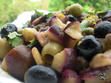 Insalata con melanzane, olive e capperi 02_zoom