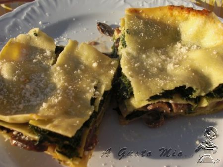 Lasagna con funghi champignon e spinaci 3